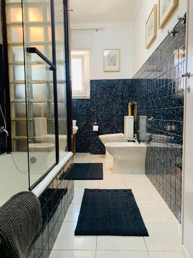 Beautiful Private Room Next To Lisbon - New Paco de Arcos Bagian luar foto