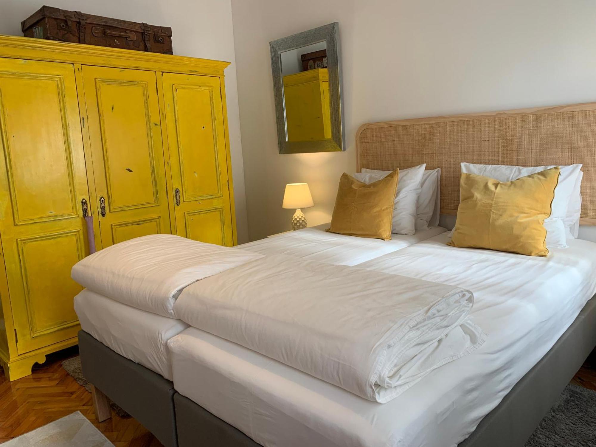 Beautiful Private Room Next To Lisbon - New Paco de Arcos Bagian luar foto